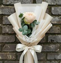 Букет цветов из:  Розы в Новоминской