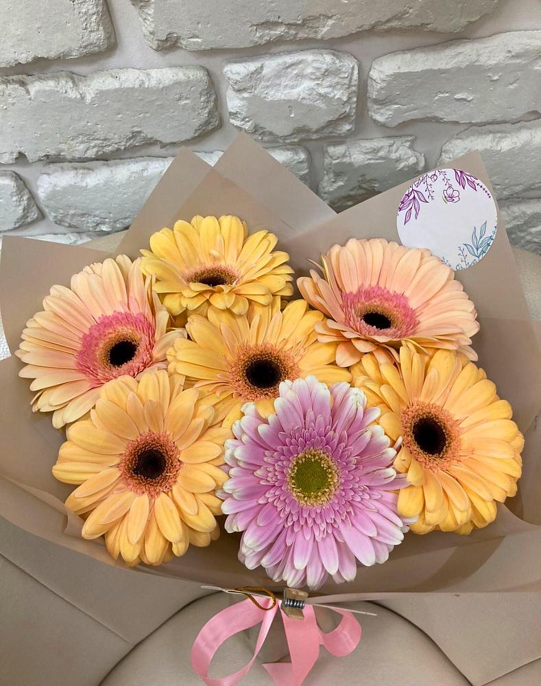 Букет цветов из: Герберы в Новоминской