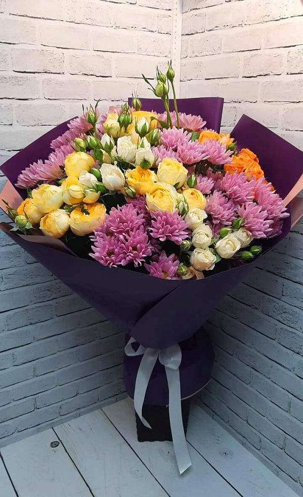 Букет цветов из: Хризантемы и Розы в Новоминской