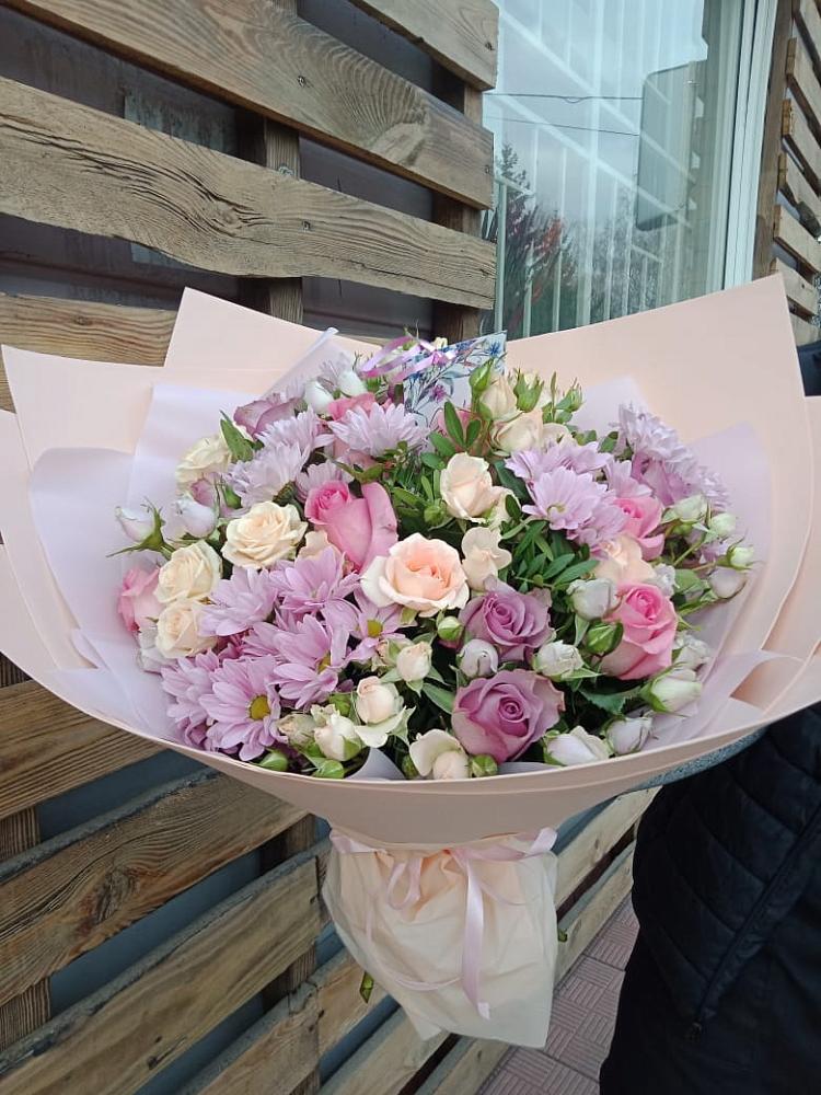 Букет цветов из: Розы и Хризантемы в Новоминской