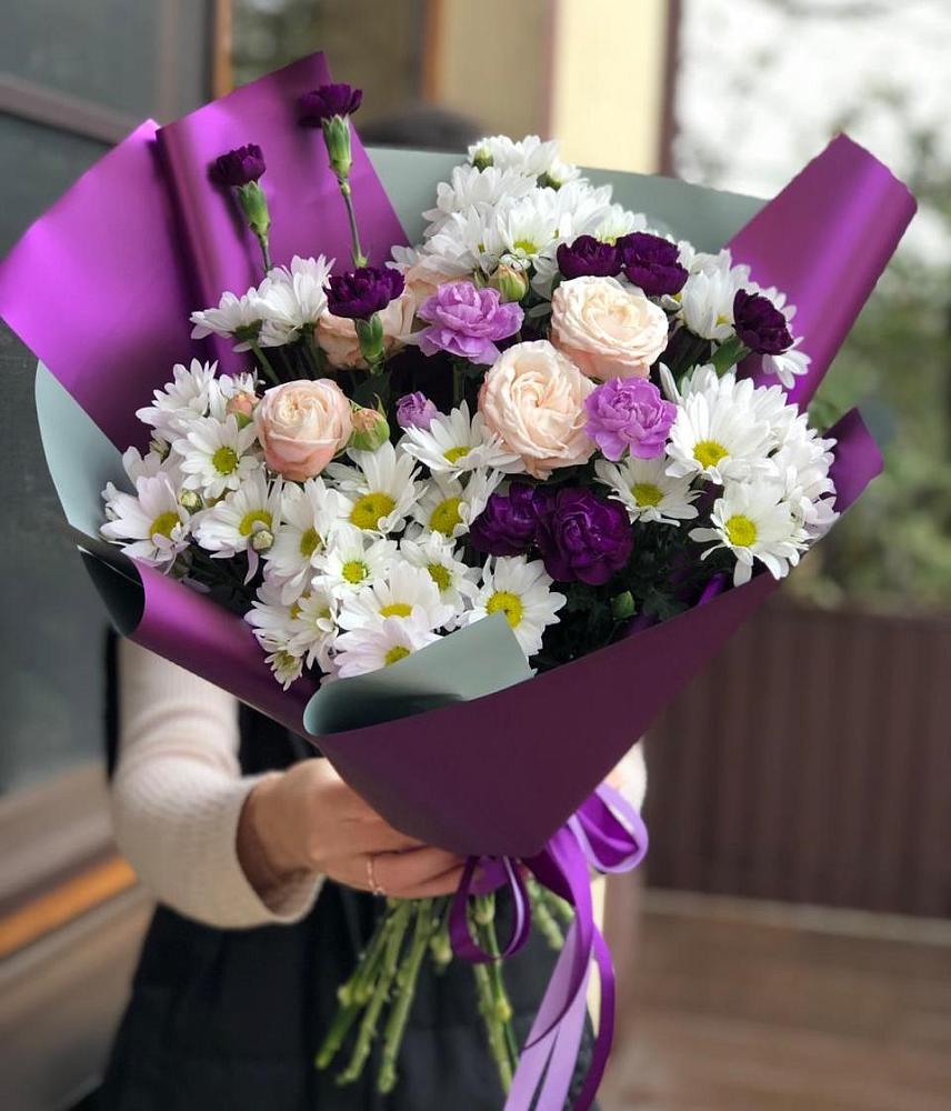 Букет цветов из: Хризантемы, Гвоздики и Розы в Новоминской