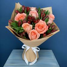 Букет цветов из:  Розы и Альстромерии в Новоминской