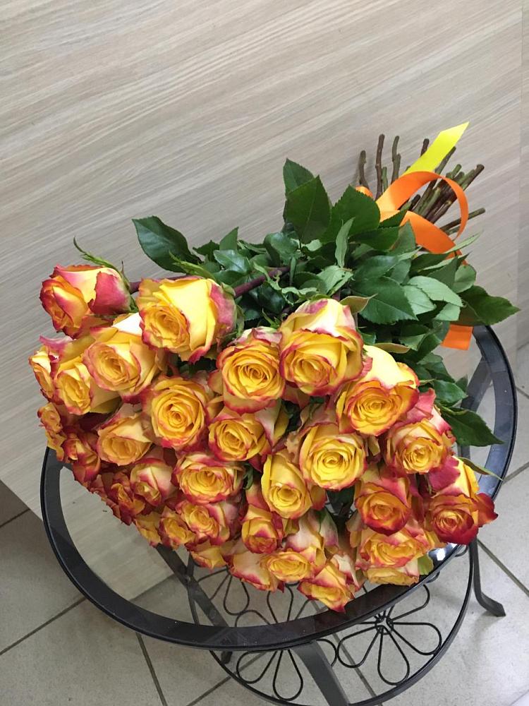 Букет Желтые розы в Новоминской