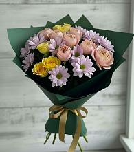Букет цветов из:  Хризантемы и Розы в Новоминской