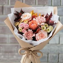 Букет цветов из:  Гвоздики, Хризантемы и Розы в Новоминской