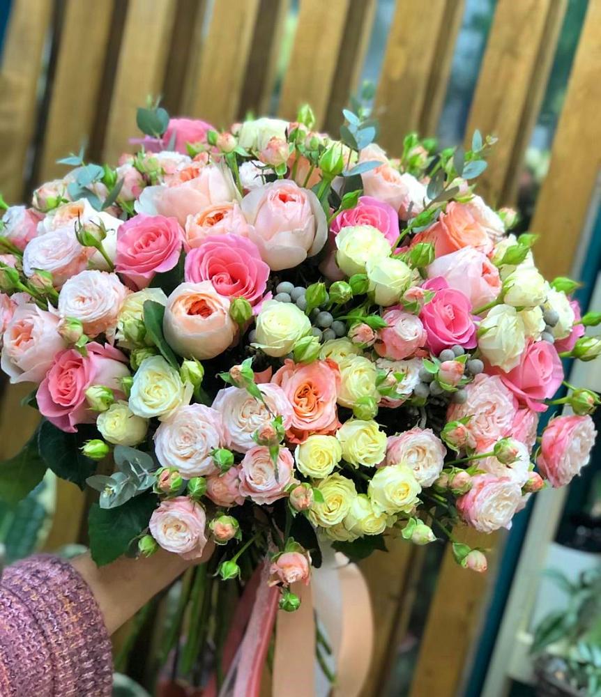 Букет цветов из: Розы в Новоминской