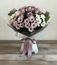 Букет цветов из:  Хризантемы и Розы в Новоминской