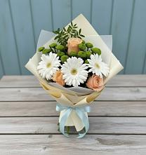 Букет цветов из:  Герберы, Розы и Хризантемы в Новоминской