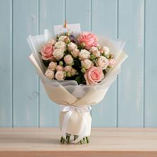 Букет цветов из:  Розы в Новоминской