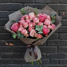 Букет цветов из:  Розы в Новоминской