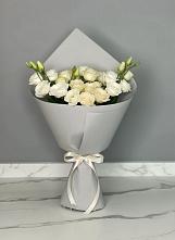 Букет цветов из:  Розы и Лизиантусы #REPLACE_PRED# Новоминской